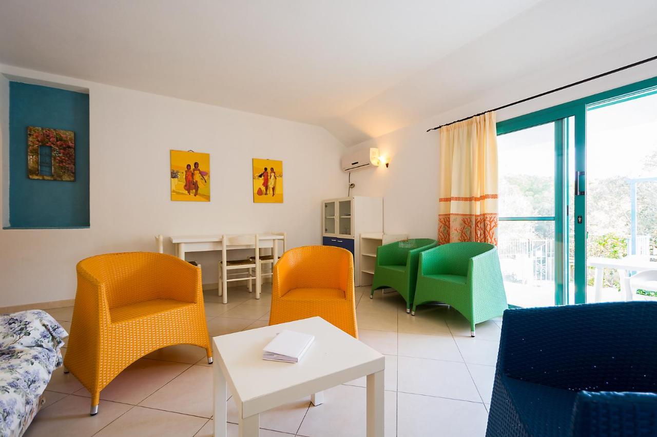 Hotiday Apartment Collection - Villa Alba Cala Liberotto Kültér fotó