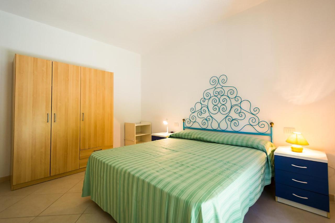 Hotiday Apartment Collection - Villa Alba Cala Liberotto Kültér fotó